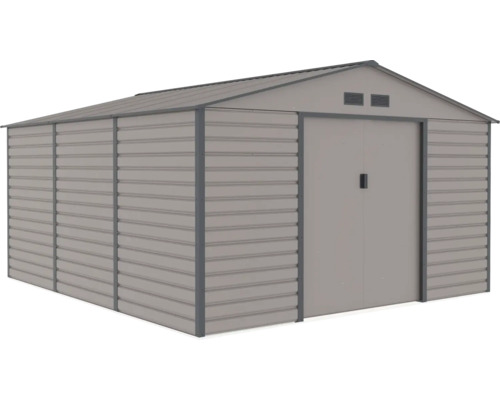 Kovový zahradní domek se sedlovou střechou, vodorovnými stěnovými panely, dvojitými posuvnými dveřmi a větracími mřížkami.