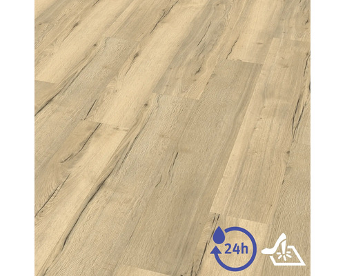 Laminátová podlaha se strukturou dubového dřeva, 24hodinová odolnost proti vodě a protiskluznost.