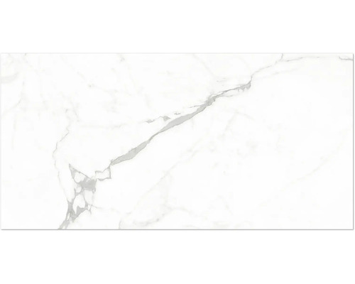 Keramická dlažba v bílém dekoru mramoru s šedým žilkováním.