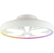 Bílý stropní ventilátor s integrovaným LED osvětlením a světelným prstencem s barevným efektem.