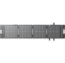 Přenosný skládací 110 Watt solární panel EcoFlow Light se čtyřmi segmenty a rukojeťmi.