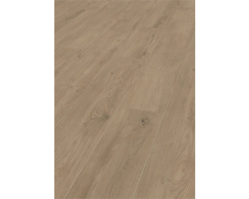 Podlahová krytina z laminátu nebo vinylu s dekorem dubu, kresbou dřeva a suky.