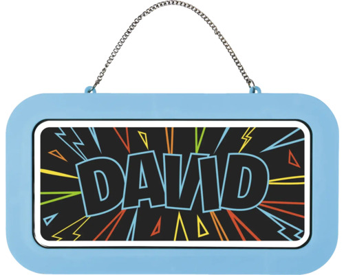 Jmenovka na dveře se jménem David v komiksovém stylu s řetízkem na zavěšení.
