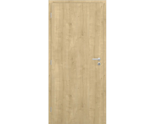 Interiérové dveře v dekoru dubu se zárubní, stříbrnou klikou a klíčovou dírkou.