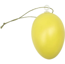 Žluté dekorativní vajíčko z plastu s poutkem na zavěšení pro velikonoční výzdobu.