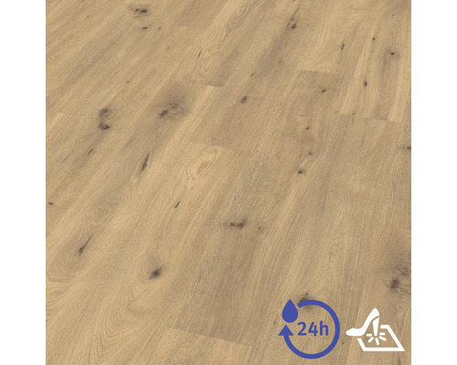 Světle hnědá laminátová podlaha s dekorem dubu a suky, odolná proti vodě 24 hodin a poškrábání.