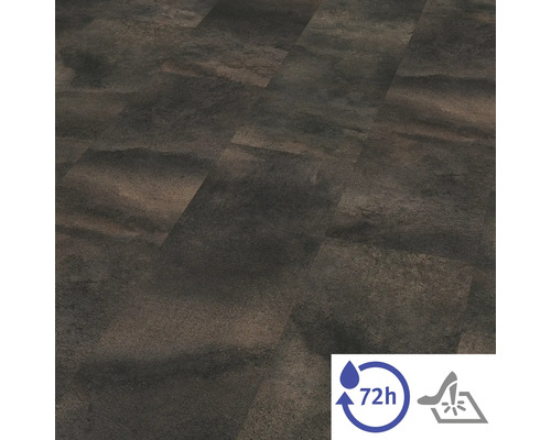 Podlahová krytina v tmavém kamenném vzhledu, voděodolná až 72 hodin a odolná proti nárazu.