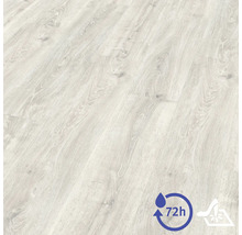 Laminátová podlaha s texturou dřeva, voděodolná až 72 hodin.