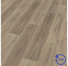 Laminátová podlaha se vzhledem dřeva s přirozenou strukturou a suky včetně symbolu pro ochranu proti vodě po dobu 24 hodin