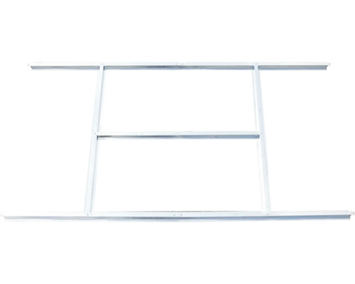 Bílý kovový základový rám pro zahradní domky nebo skleníky.