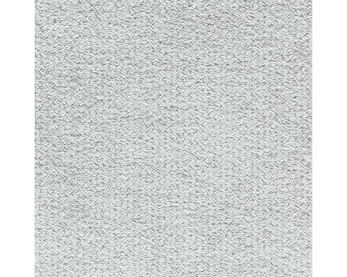 Detailní záběr světlého koberce s jemnou texturou.