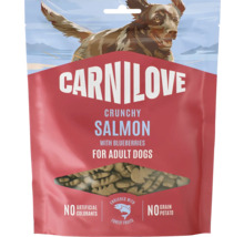 Křupavé pamlsky pro dospělé psy Carnilove s lososem a borůvkami, bez umělých barviv a obilovin.