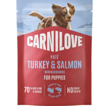 Carnilove paštika pro štěňata krůta a losos s borůvkami, 70 procent masa a ryb, bez obilovin a brambor.