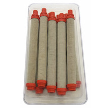 Airless filtry pro stříkací pistole, jemné filtry s pletivem a červenými plastovými koncovkami v plastovém obalu.