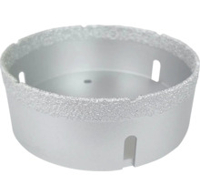 Diamantová děrovka na dlaždice z kovu s diamantovým řezným okrajem a bočními otvory.