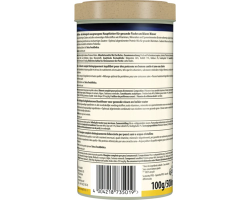 Zadní pohled na dózu s krmivem pro okrasné ryby se složením, pokyny ke krmení, čárovým kódem a informacemi o recyklaci.