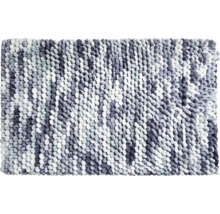 Strukturovaná koupelnová předložka s nopkovým povrchem a melírovaným vzorem v šedé a bílé barvě.