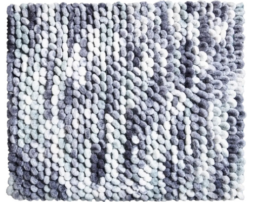 Koupelnová předložka s nopkovou strukturou v různých odstínech šedé a bílé.