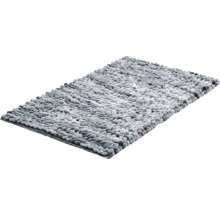 Obdélníková koupelnová předložka se strukturovaným povrchem v designu oblázků v šedých odstínech.