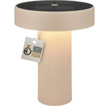 Moderní béžová solární stolní lampa s drážkovanou základnou a integrovaným solárním panelem, vítěz ocenění German Design Award 2026.