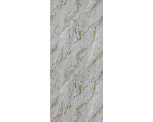 Nástěnný panel s mramorovým efektem v šedé barvě se zlatými žilkami.