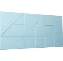 Světle modrý akustický nástěnný panel s geometrickým trojúhelníkovým vzorem z plsti.