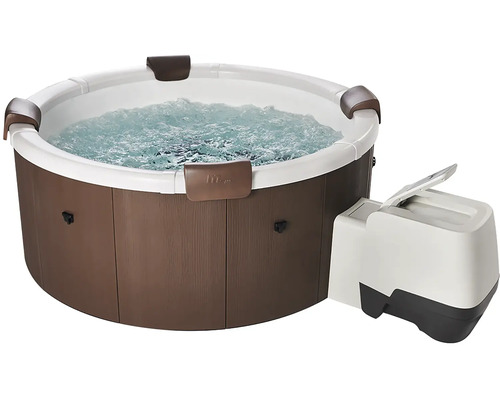 Kulatá vířivka v hnědém dřevěném dekoru se čtyřmi opěrkami hlavy, externí ovládací jednotkou a bublající vodou.