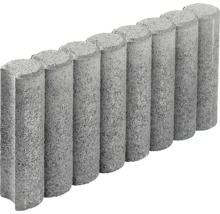 Betonové palisády pro olemování zahrad a trávníků.