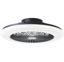 Moderní stropní ventilátor s integrovaným LED světelným kruhem a tmavým krytem.