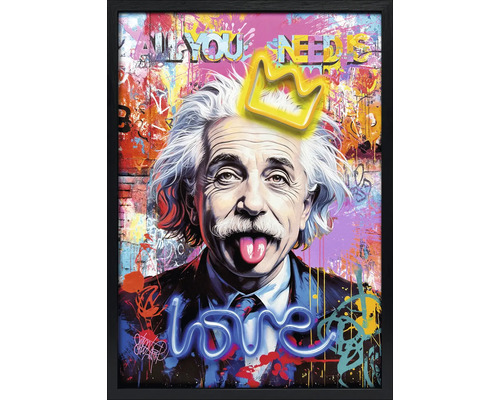 Nástěnný obraz v pop-art stylu s Albertem Einsteinem vyplazujícím jazyk, korunou, nápisem Love a All you need is v černém rámu.
