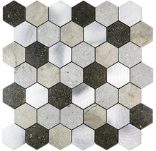 Mozaikový obklad hexagon z přírodního kamene a hliníku se strukturou kamene a kovu na stěnu a podlahu.