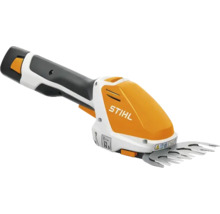 Akumulátorové nůžky na keře a trávu STIHL s namontovaným nožem na trávu