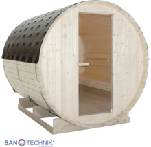 Sudová sauna ze světlého dřeva s tmavou šindelovou střechou, skleněnými dveřmi a dřevěnými lavicemi uvnitř. SanoTechnik Logo.