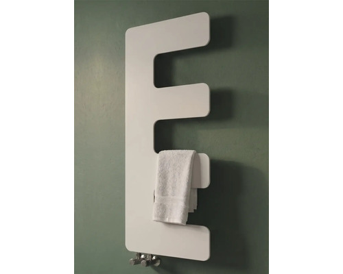 Designové topné těleso Rotheigner 870 x 360 x 62-90 mm připojení 1/2" dole na jedné straně