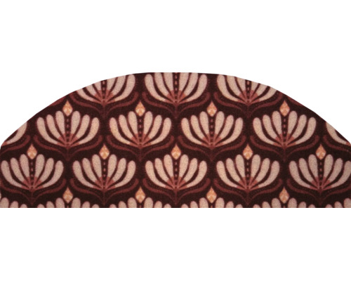 Půlkruhový nášlap na schody z koberce s elegantním vějířovým vzorem ve stylu Art Deco.