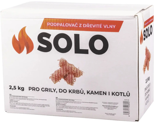 Karton s 2,5 kilogramy podpalovače z dřevité vlny SOLO pro grily, krby, kamna a kotle.