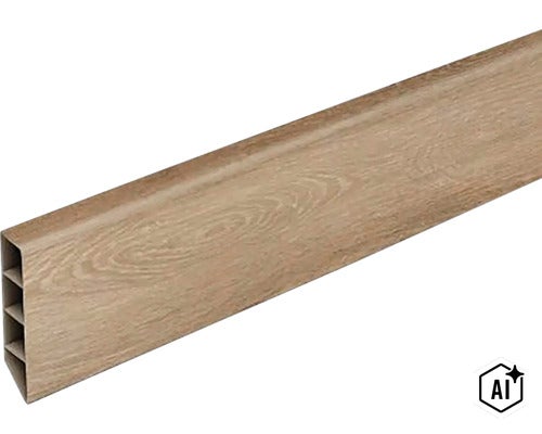 Plastová soklová lišta s povrchem v dekoru dřeva (Image AI modified or generated)