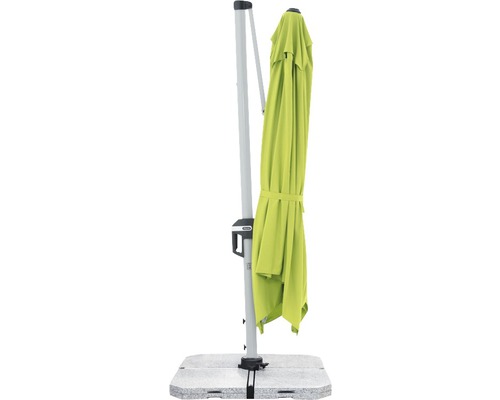 Uzavřený slunečník s boční tyčí na podstavci