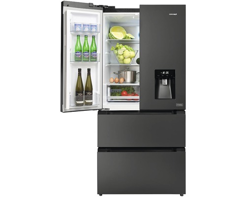 Kombinovaná chladnička s mrazákem Concept s otevřenými dveřmi plná potravin