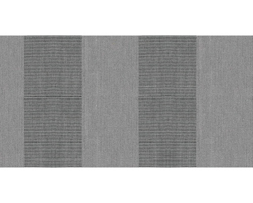 Látka s proužkovaným vzorem