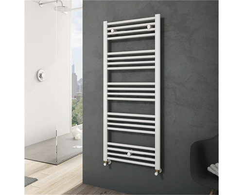 Koupelnový radiátor Cordivari VIMA 1238x500 mm bílá 3551650000207 Bílý ohřívač ručníků na stěně v koupelně.