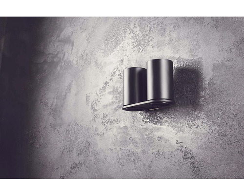 Nástěnný držák se dvěma nádobami pro uložení koupelnových potřeb