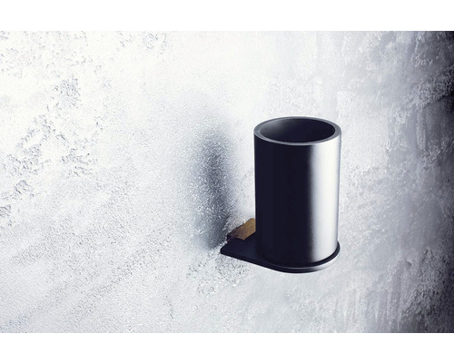 Držák na kelímek na zubní kartáčky k montáži na stěnu