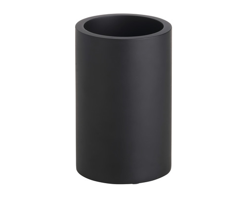 Válcový černý kelímek z plastu