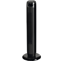 Stojanový ventilátor pro cirkulaci vzduchu v interiéru