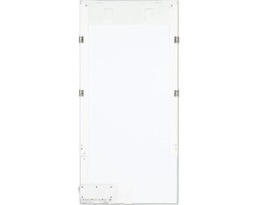 Zadní strana koupelnové skříňky