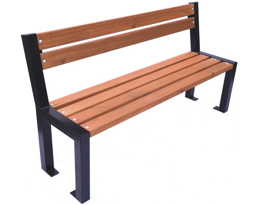 Parková lavička s dřevěnými lamelami a kovovým rámem