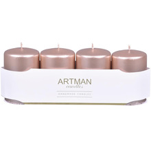 Čtyři svíčky ve tvaru válce v balení