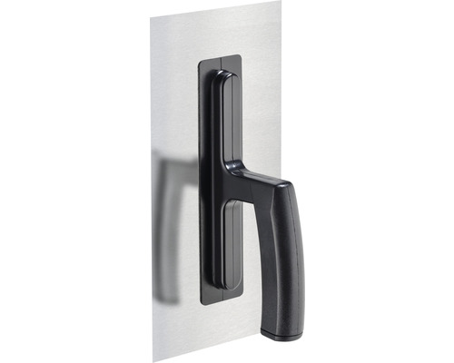 Hladítko s plastovou rukojetí