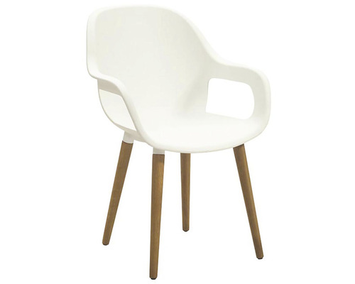 Bílá židle s područkami a dřevěnýma nohama